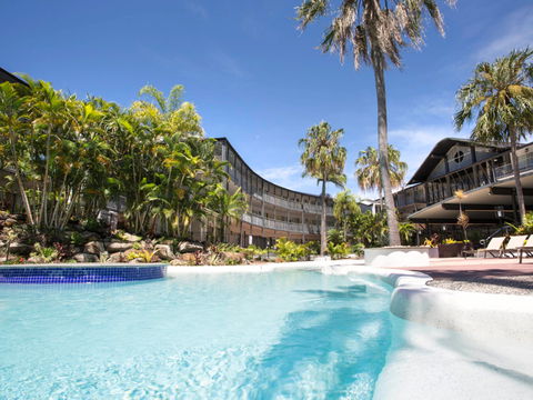 Mantra Club Croc - Rent Accommodation 11