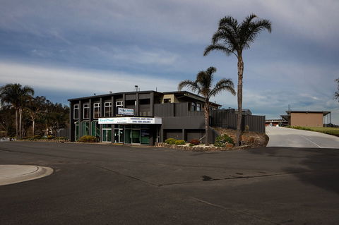Rivers Inn Motel - Rent Accommodation 0