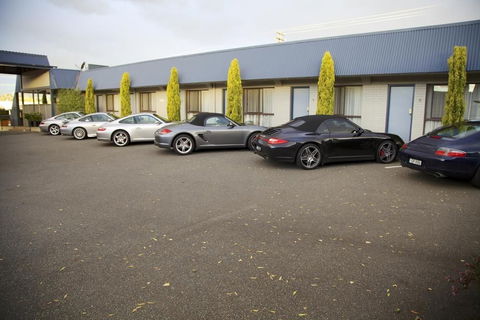 Amaroo Motel - Rent Accommodation 2