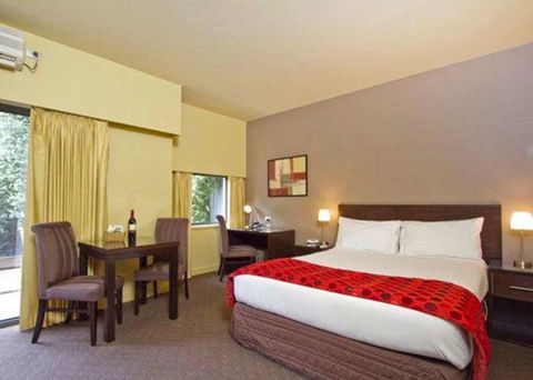 Comfort Inn & Suites City Views - Rent Accommodation 2