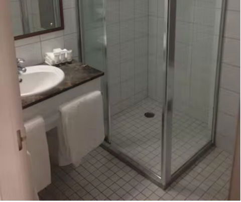 Mid City Hotel Ballart - Rent Accommodation 4