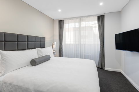 Meriton Serviced Apartments North Sydney - Rent Accommodation 3