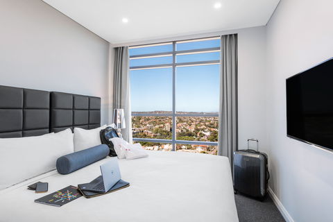 Meriton Serviced Apartments North Sydney - Rent Accommodation 11