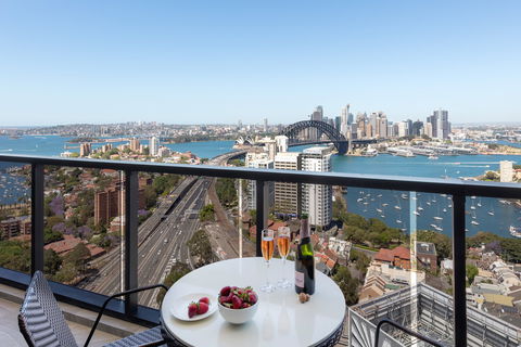 Meriton Serviced Apartments North Sydney - Rent Accommodation 13