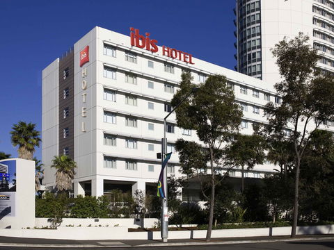 Hotel Ibis Sydney Olympic Park - Rent Accommodation 0