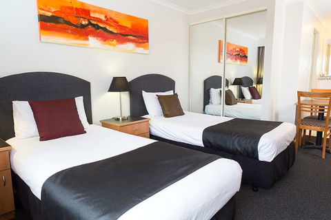 Alpha Hotel Canberra - Rent Accommodation 1