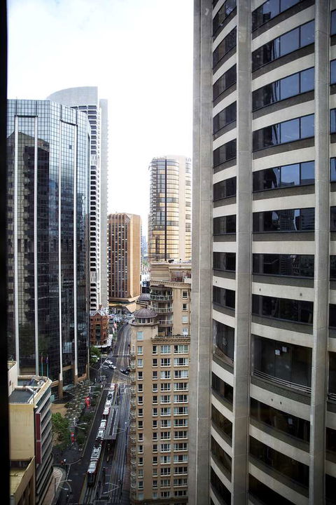 A By Adina Sydney - Rent Accommodation 1