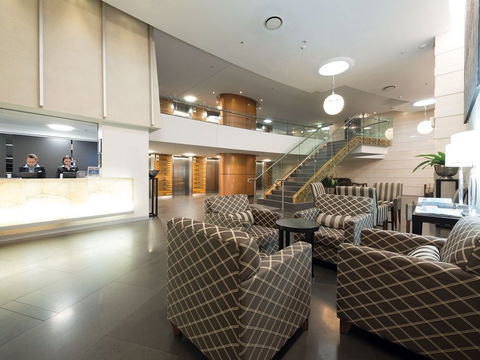 Oaks Aurora - Rent Accommodation 1