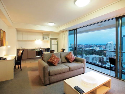 Oaks Felix - Rent Accommodation 1