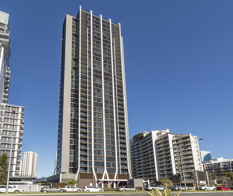 Avani Broadbeach Residences - Rent Accommodation 0