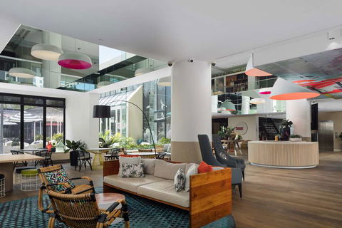 QT Gold Coast - Rent Accommodation 2