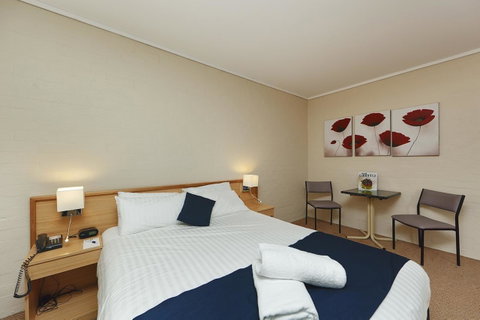 Ibis Styles Canberra - Rent Accommodation 42