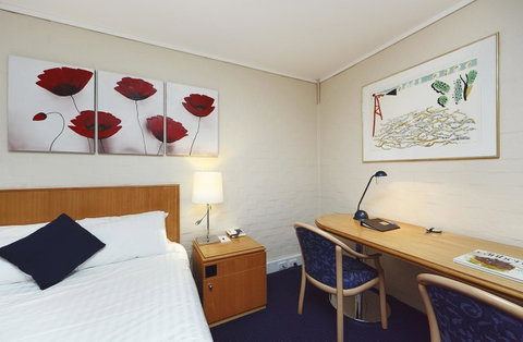 Ibis Styles Canberra - Rent Accommodation 41