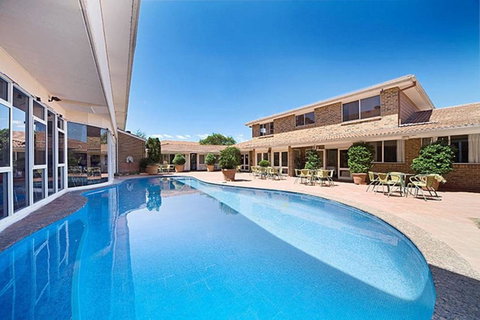 Ibis Styles Canberra - Rent Accommodation 6