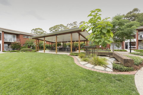 Forrest Hotel & Apartments - Rent Accommodation 6