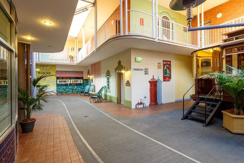 Quality Hotel Dickson - Rent Accommodation 12