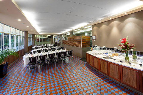 Quality Hotel Dickson - Rent Accommodation 8