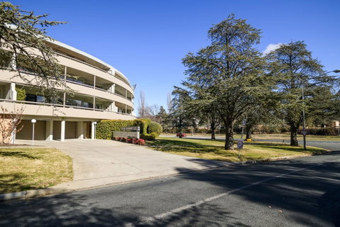 Accommodate Canberra - The Summit - Rent Accommodation 1