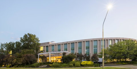 Rydges Canberra - Rent Accommodation 17