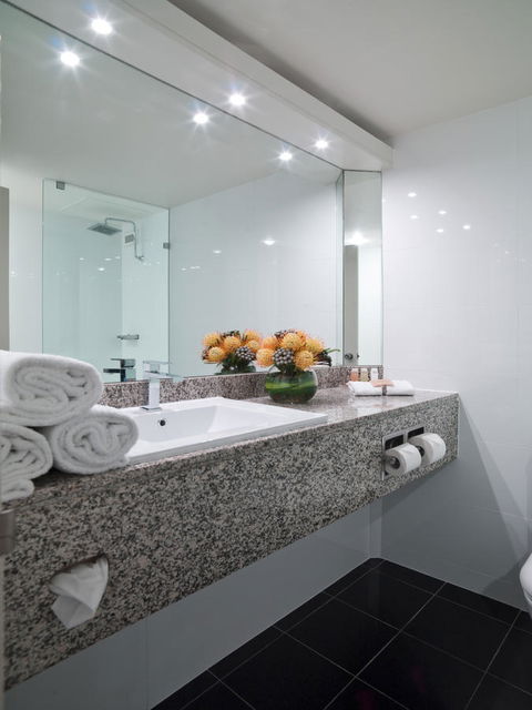 Hotel Grand Chancellor Adelaide - Rent Accommodation 30