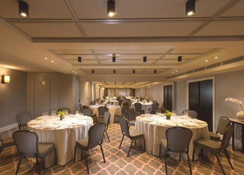 Mayfair Hotel - Rent Accommodation 19