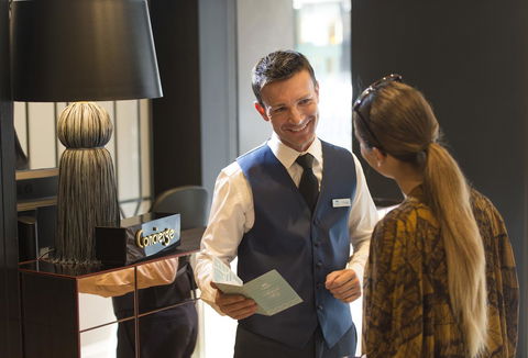 Mayfair Hotel - Rent Accommodation 28