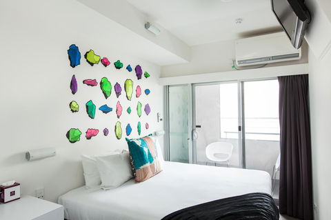 Majestic Minima Hotel - Rent Accommodation 14