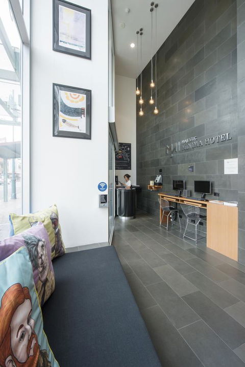 Majestic Minima Hotel - Rent Accommodation 5