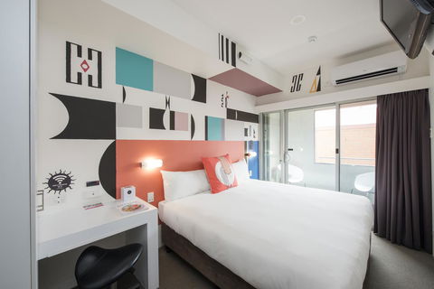 Majestic Minima Hotel - Rent Accommodation 1
