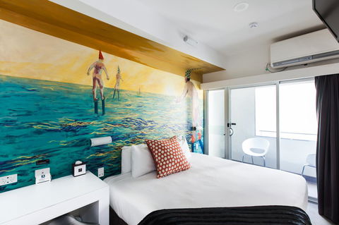 Majestic Minima Hotel - Rent Accommodation 0