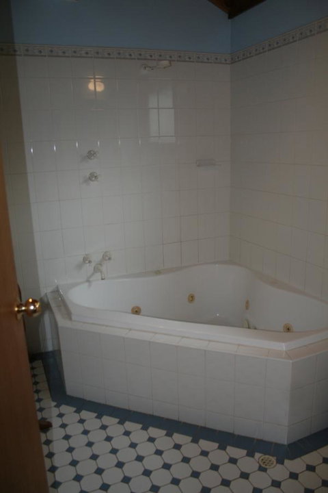 Molly's Chase - Rent Accommodation 6