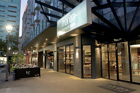 Mantra Hindmarsh Square - Rent Accommodation 0