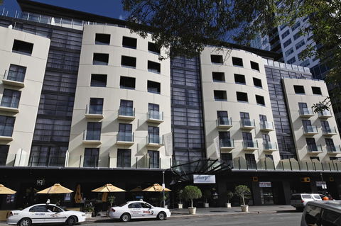 Mantra Hindmarsh Square - Rent Accommodation 20