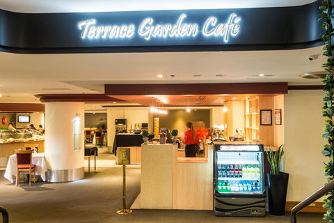 Stamford Plaza Adelaide - Rent Accommodation 43