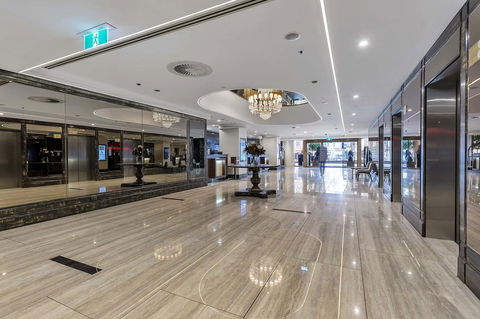 Stamford Plaza Adelaide - Rent Accommodation 23