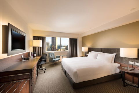 Stamford Plaza Adelaide - Rent Accommodation 13
