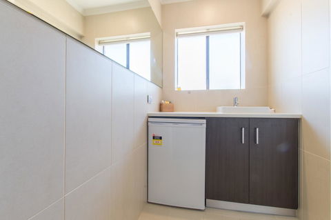 Mick O\'Sheas - Rent Accommodation 27