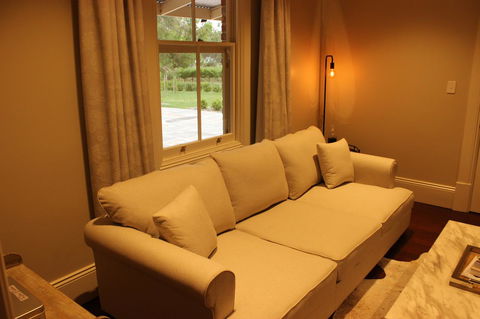 OXENBERRY FARM - Rent Accommodation 8