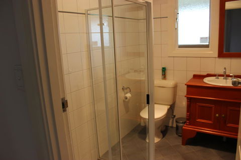 OXENBERRY FARM - Rent Accommodation 18