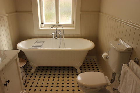 OXENBERRY FARM - Rent Accommodation 5