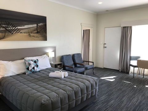 Robetown Motor Inn & Apartments - Rent Accommodation 19
