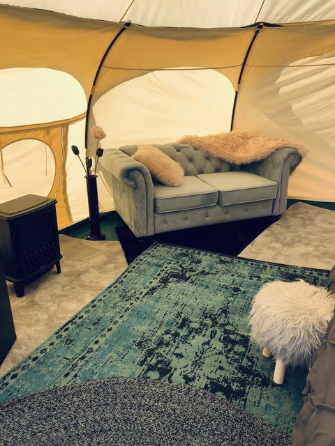 Bukirk Glamping & Fancy Coops - Rent Accommodation 12