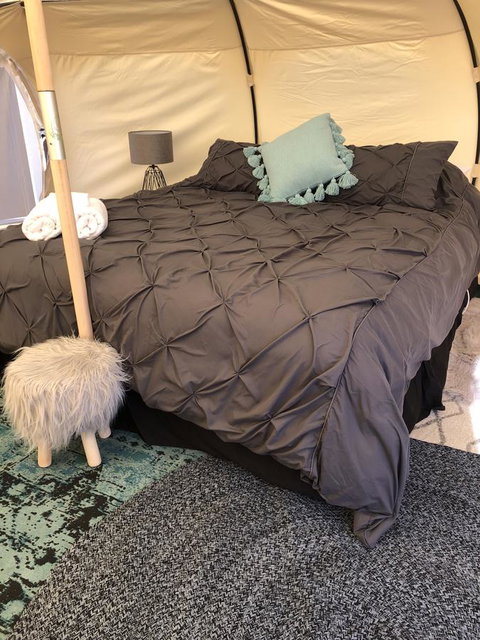 Bukirk Glamping & Fancy Coops - Rent Accommodation 13