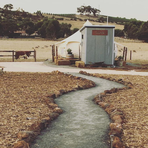 Bukirk Glamping & Fancy Coops - Rent Accommodation 26