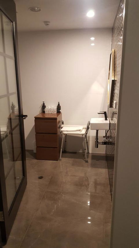Ellen Hotel - Rent Accommodation 2