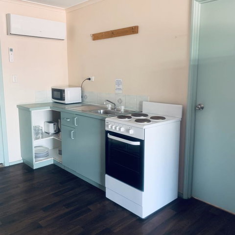 Bay Lodge - Rent Accommodation 5