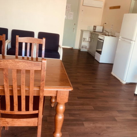 Bay Lodge - Rent Accommodation 2