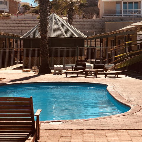Bay Lodge - Rent Accommodation 7
