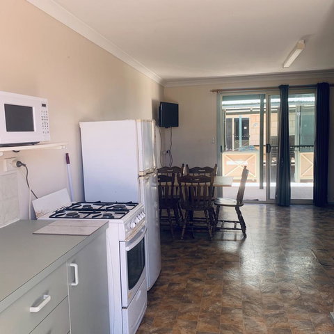 Bay Lodge - Rent Accommodation 21