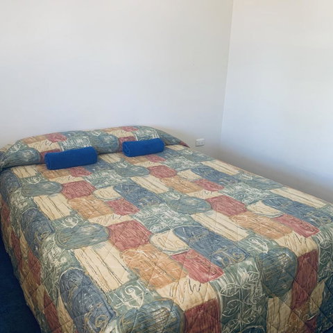 Bay Lodge - Rent Accommodation 31